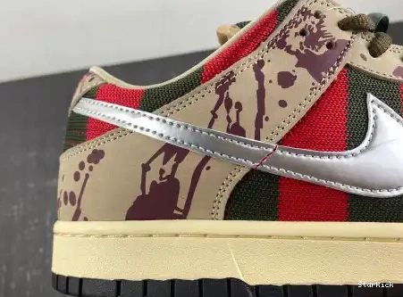 SB  Dunk 313170-202 Krueger Freddy Nike Low  0614
